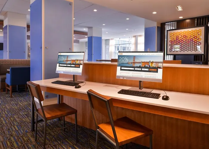 Hotel Express & - Mall Of America - Msp Airport By Ihg 2*